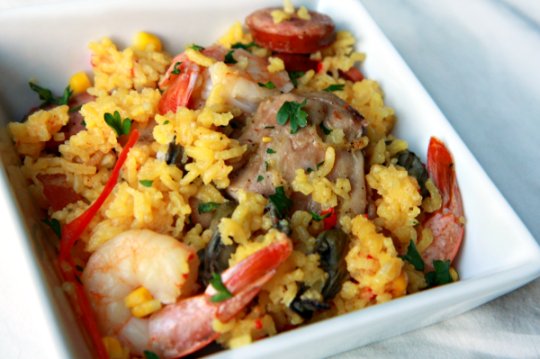 Reheat and eat meal prep instruction illustration for Chef Shaby y Su Mai